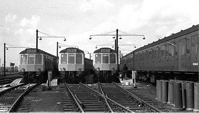Class 127s at Cricklewood Sidings