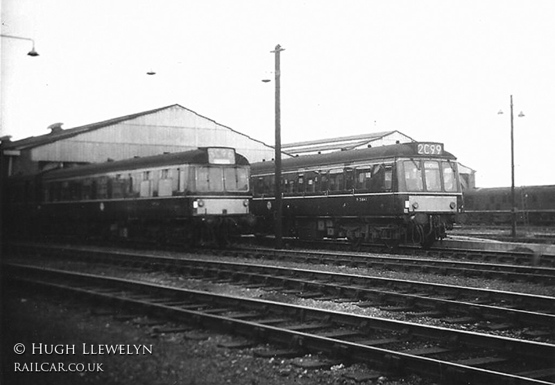 Class 113 DMU at Cricklewood depot
