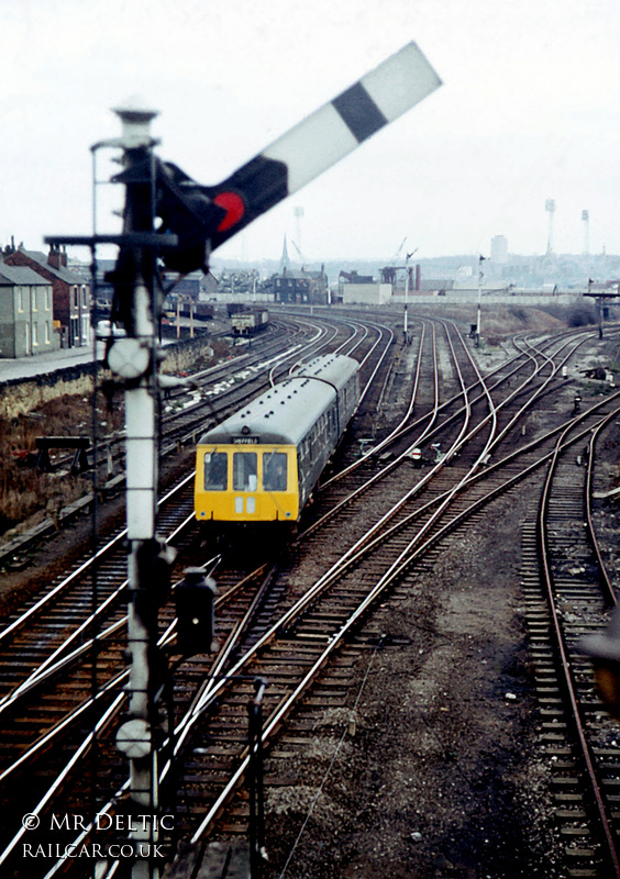 Class 114 DMU at Holmes Junction, Rotherham