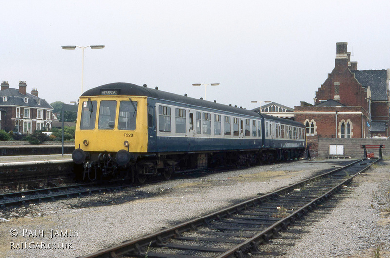 Class 114 DMU at Hereford