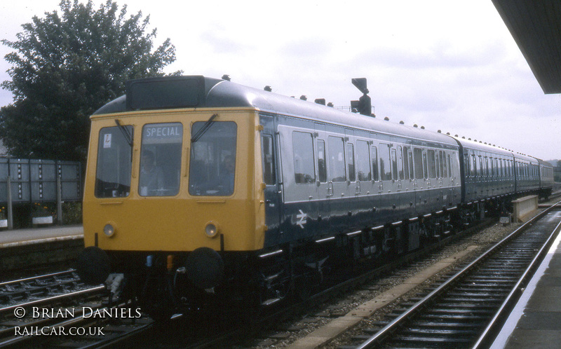 Class 115 DMU at Oxford