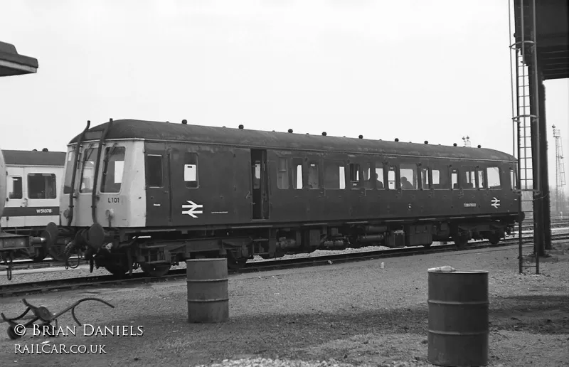 Class 122 DMU at Reading depot