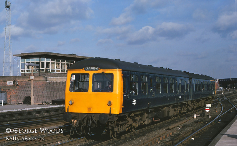 Class 105 DMU at Doncaster