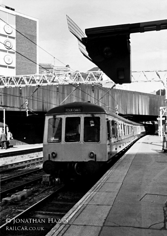 Class 116 DMU at Birmingham New Street