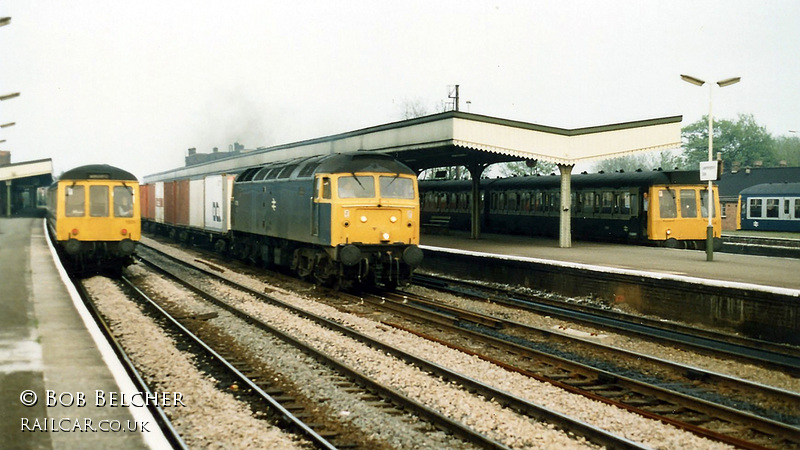 Class 117 DMU at Leamington Spa