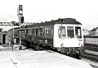 Class 118 DMU at Cardiff