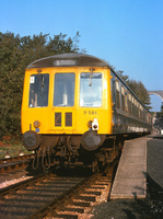 Class 119 DMU at Coombe