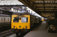 Class 120 DMU at Shrewsbury