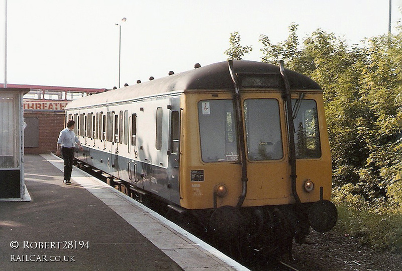 Class 122 DMU at Stourbridge Town