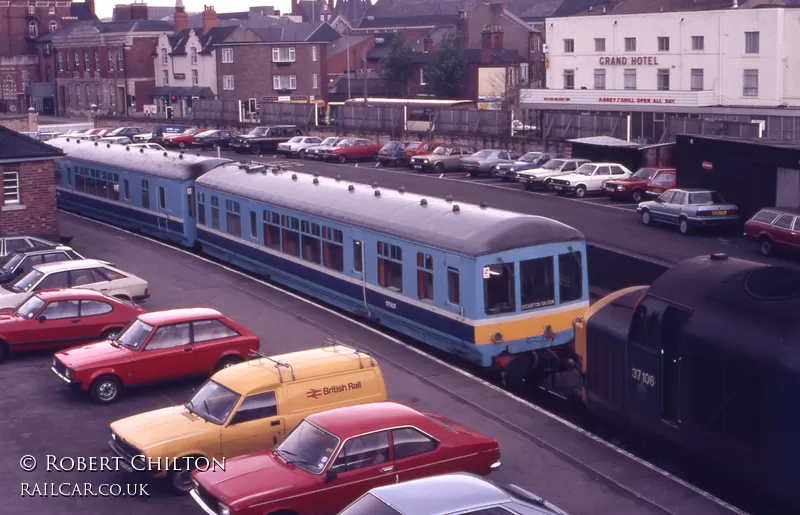 Class 100 DMU at Lincoln