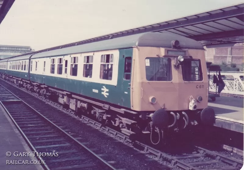 Class 120 DMU at Shrewsbury