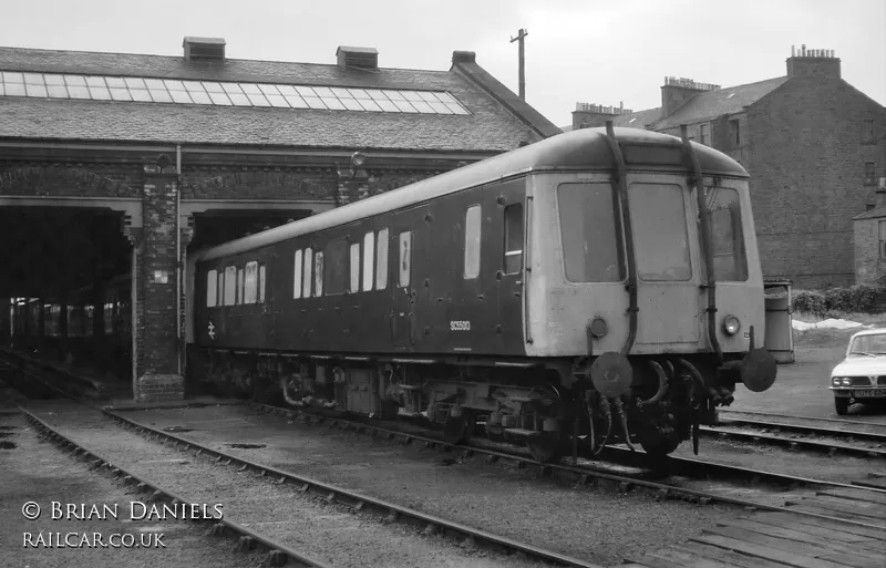 Class 122 DMU at Dundee depot