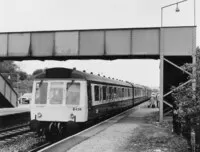 Class 117 DMU at Bruton