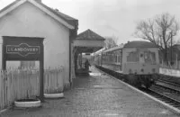 Class 120 DMU at Llandovery