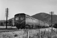 Class 120 DMU at north of Malvern Link