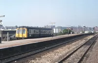 Class 122 DMU at Stalybridge